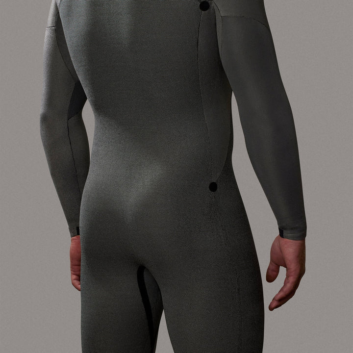 Traje Xcel Comp 4.3