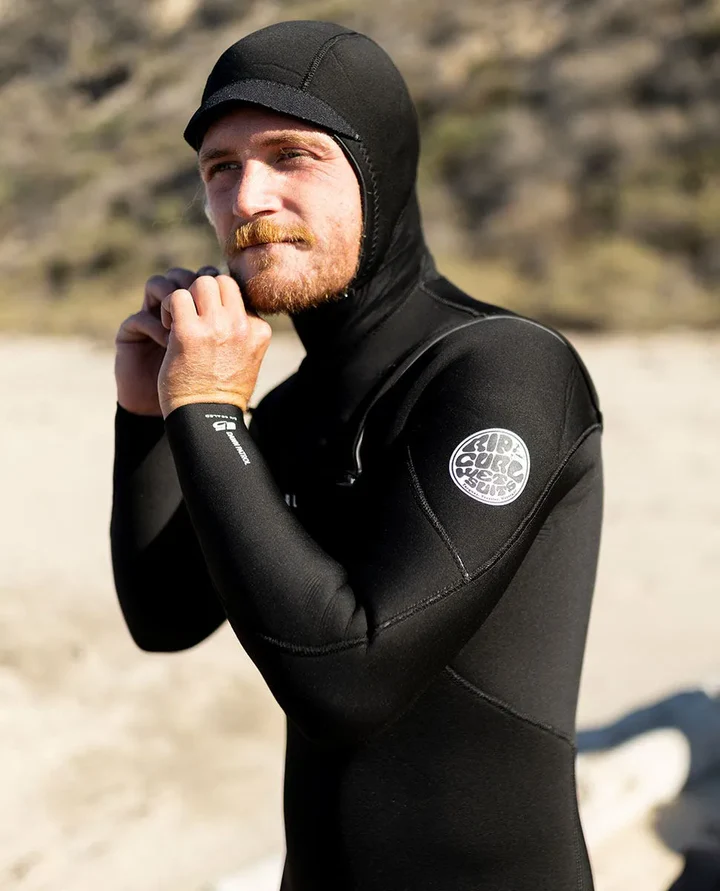 Traje Rip Curl 5.4 con capucha