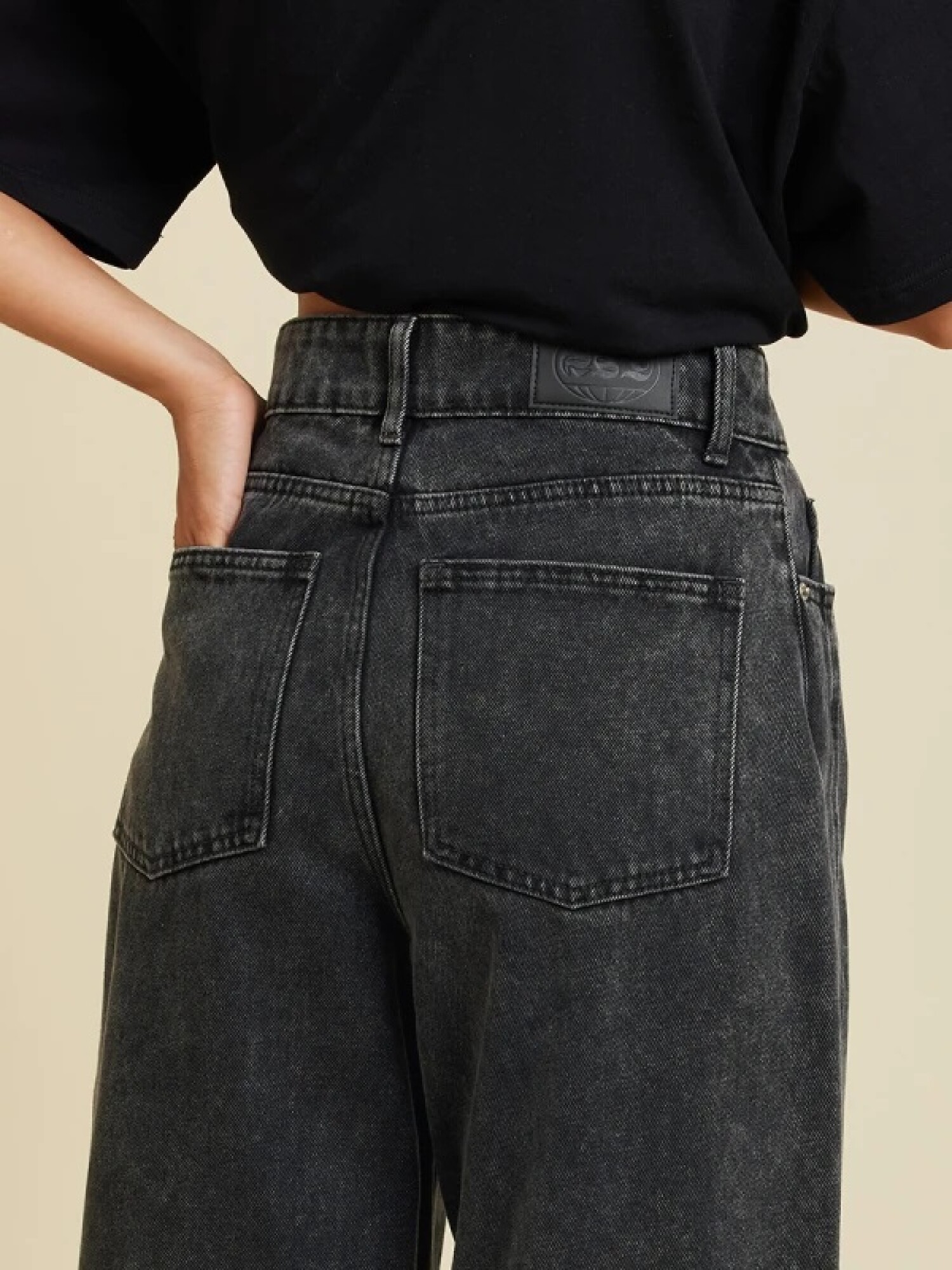 Jean Rusty Zumia – Negro