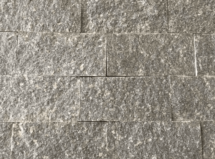 GRANITO RUSTICO MIRASEMA PETROLEO 40x60