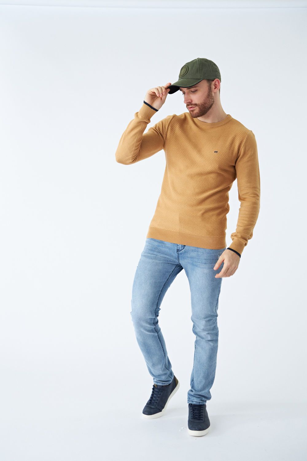 SWEATER ÁVILA