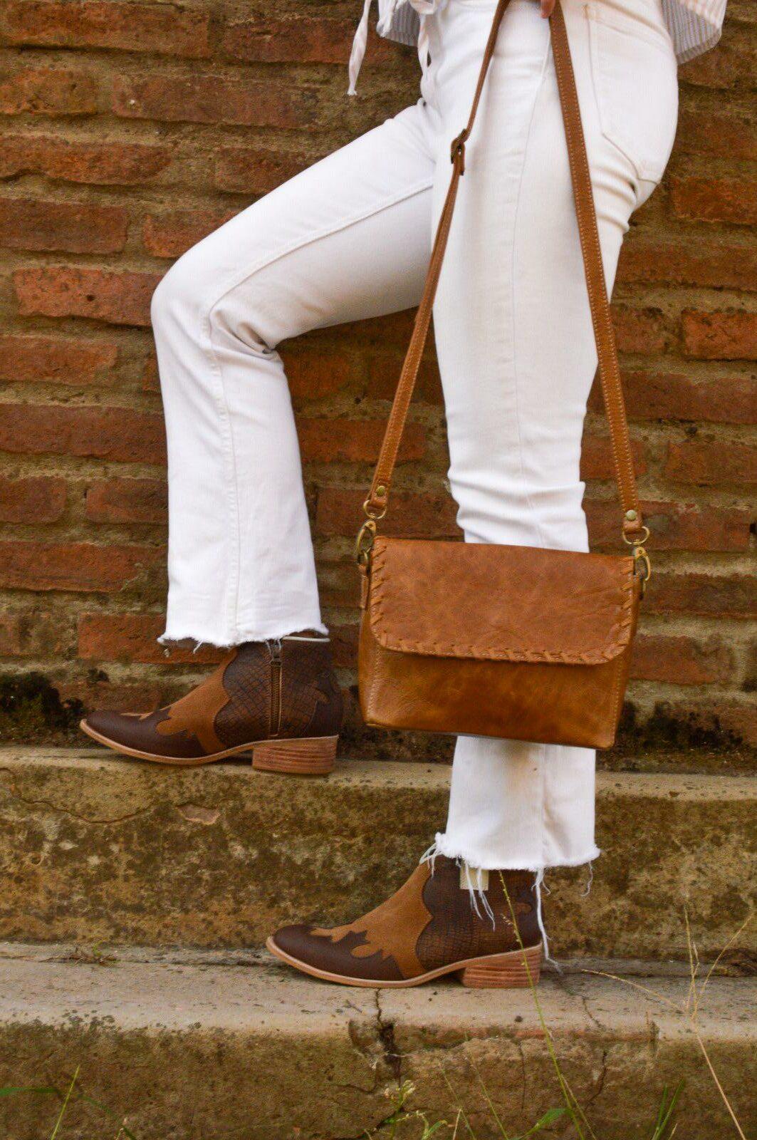 Cartera Albita