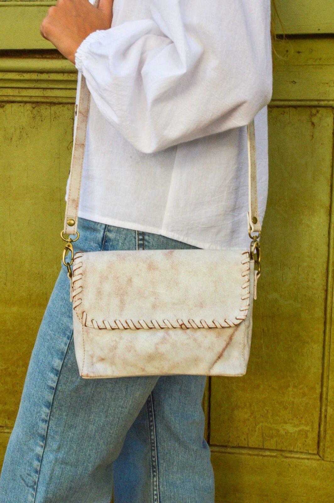 Cartera Albita