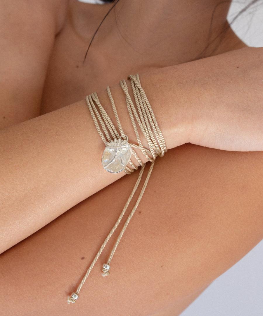Pulsera/collar me quiere no me quiere