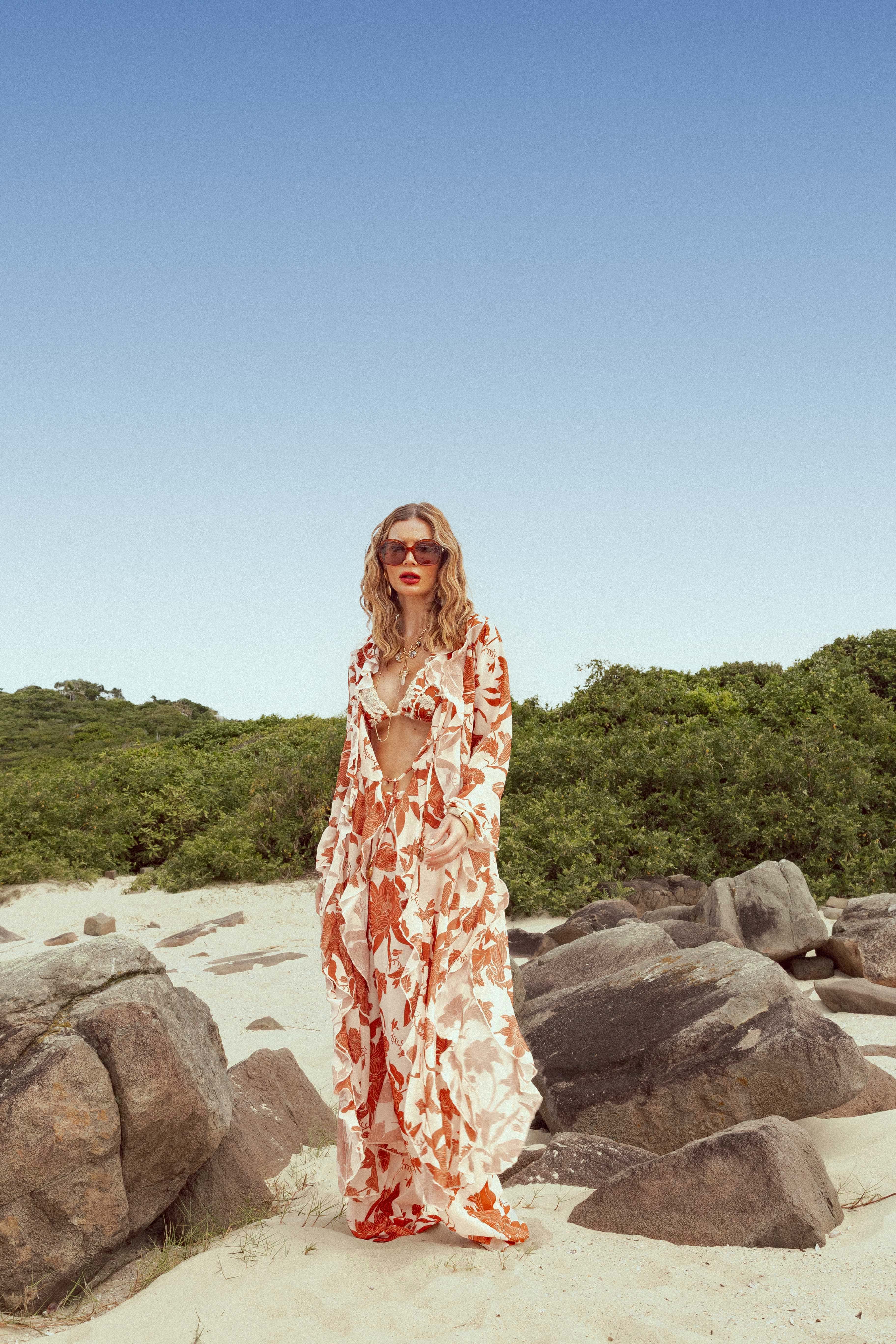 Babado Beach Cover