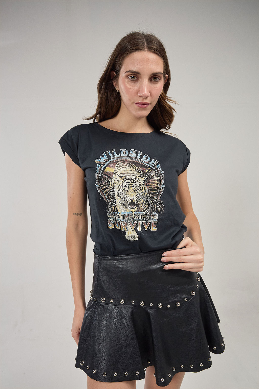 REMERA POGO By AMBER LEBON