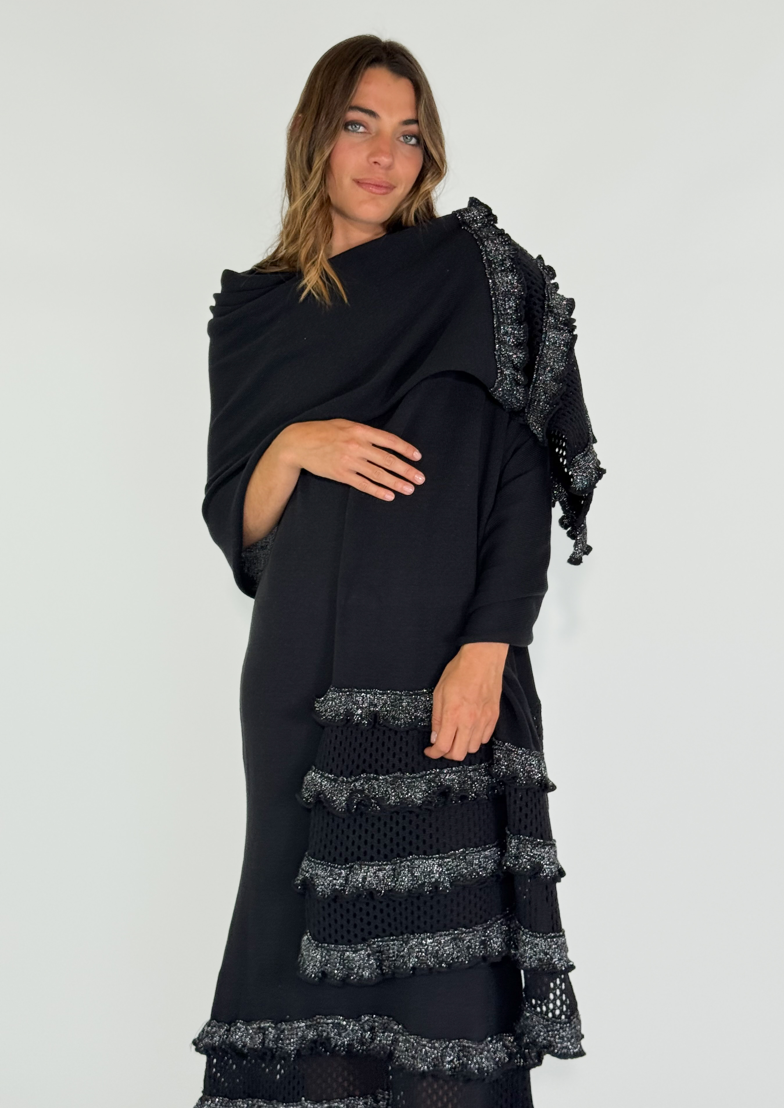 PASHMINA AZAHAR