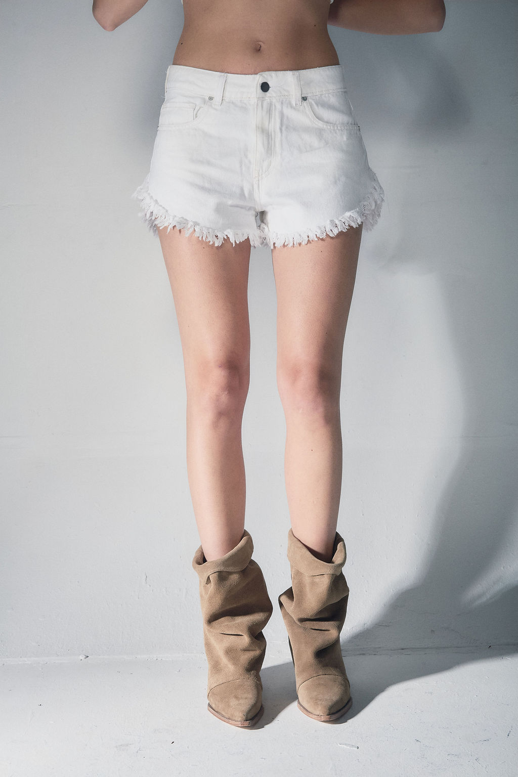 SHORT SUNDANCE By AMBER LEBON