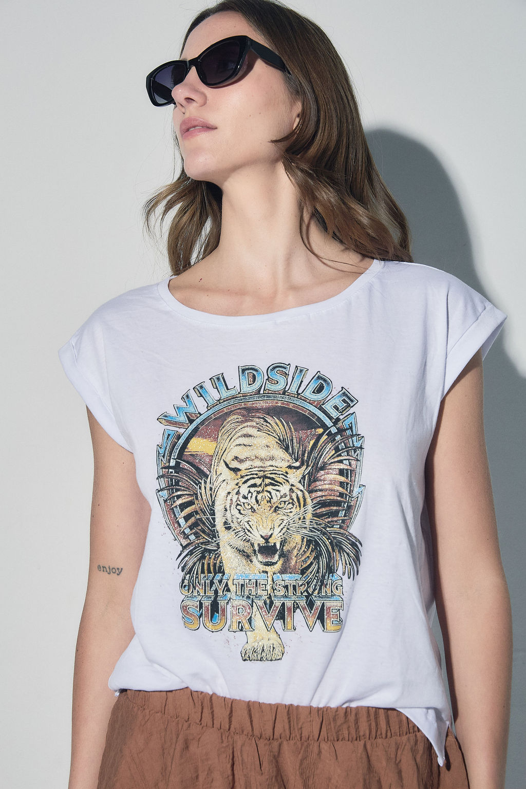 REMERA POGO By AMBER LEBON