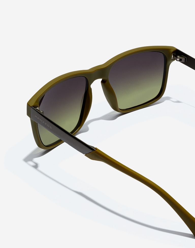 LENTES DE SOL - PEAK METAL - OLIVE GRADIENT MOSS