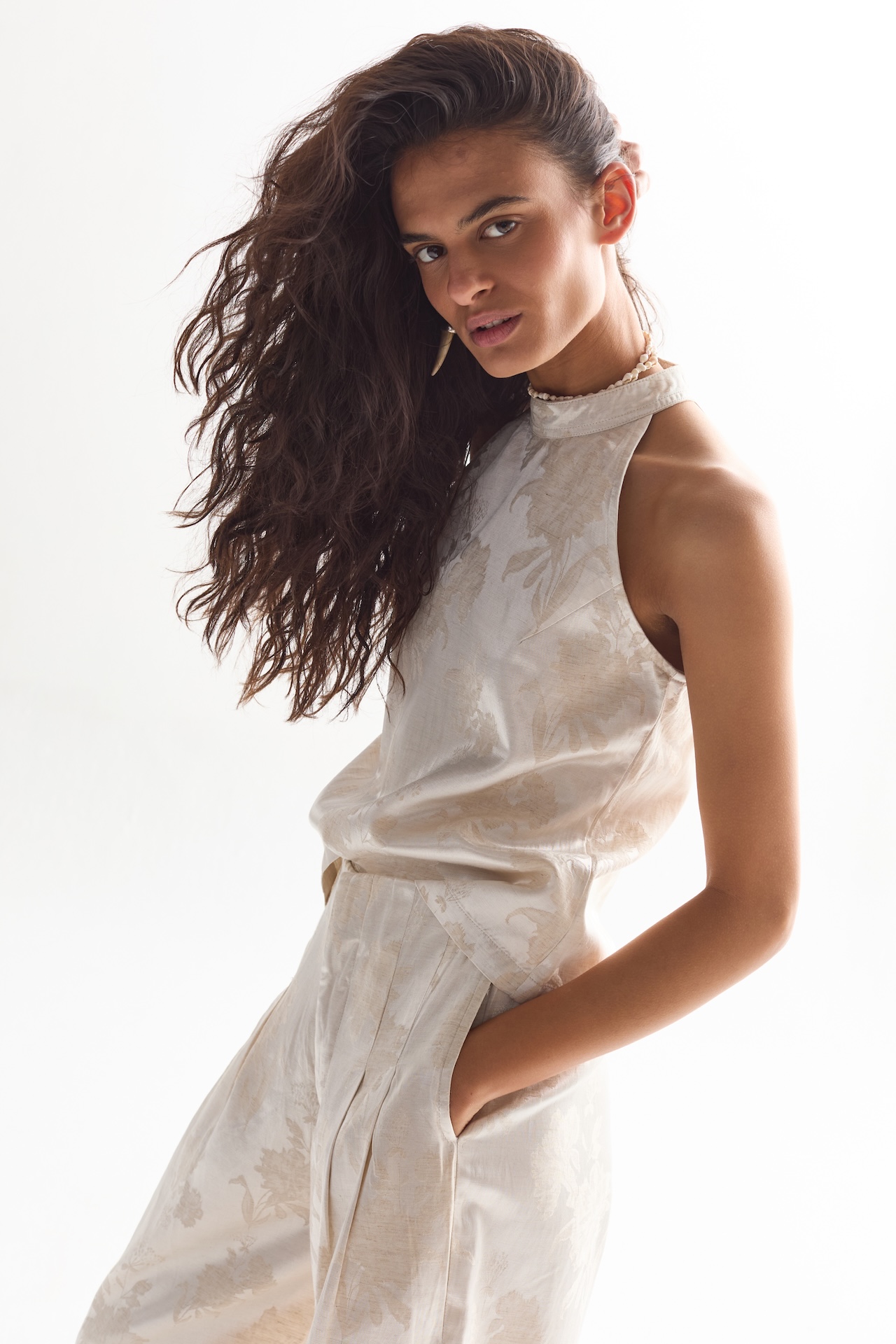 Top Olivia en Brocato - Ivory Garden