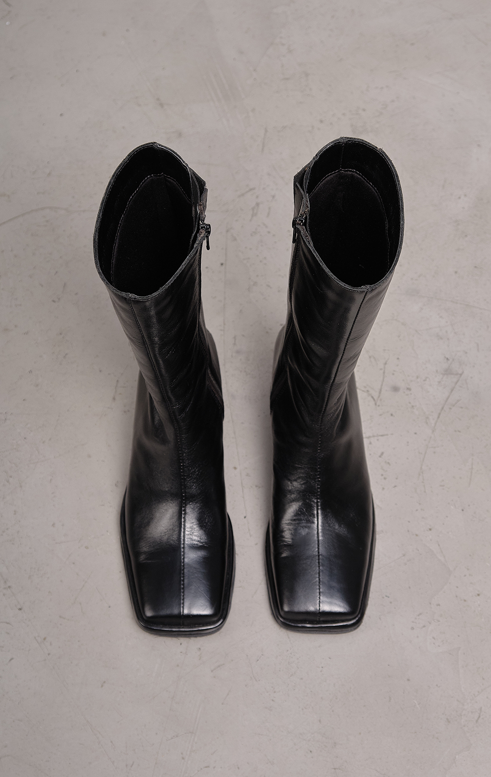 Bota Icon