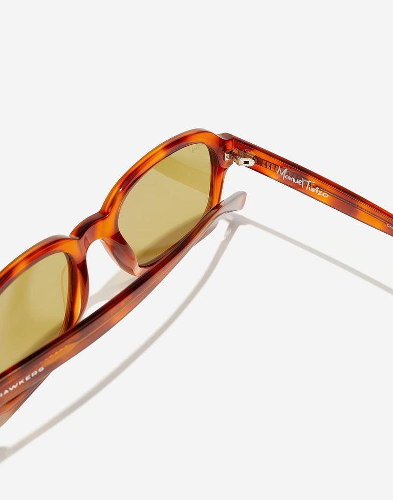 LENTES DE SOL -  MANUEL TURIZO - TWIST