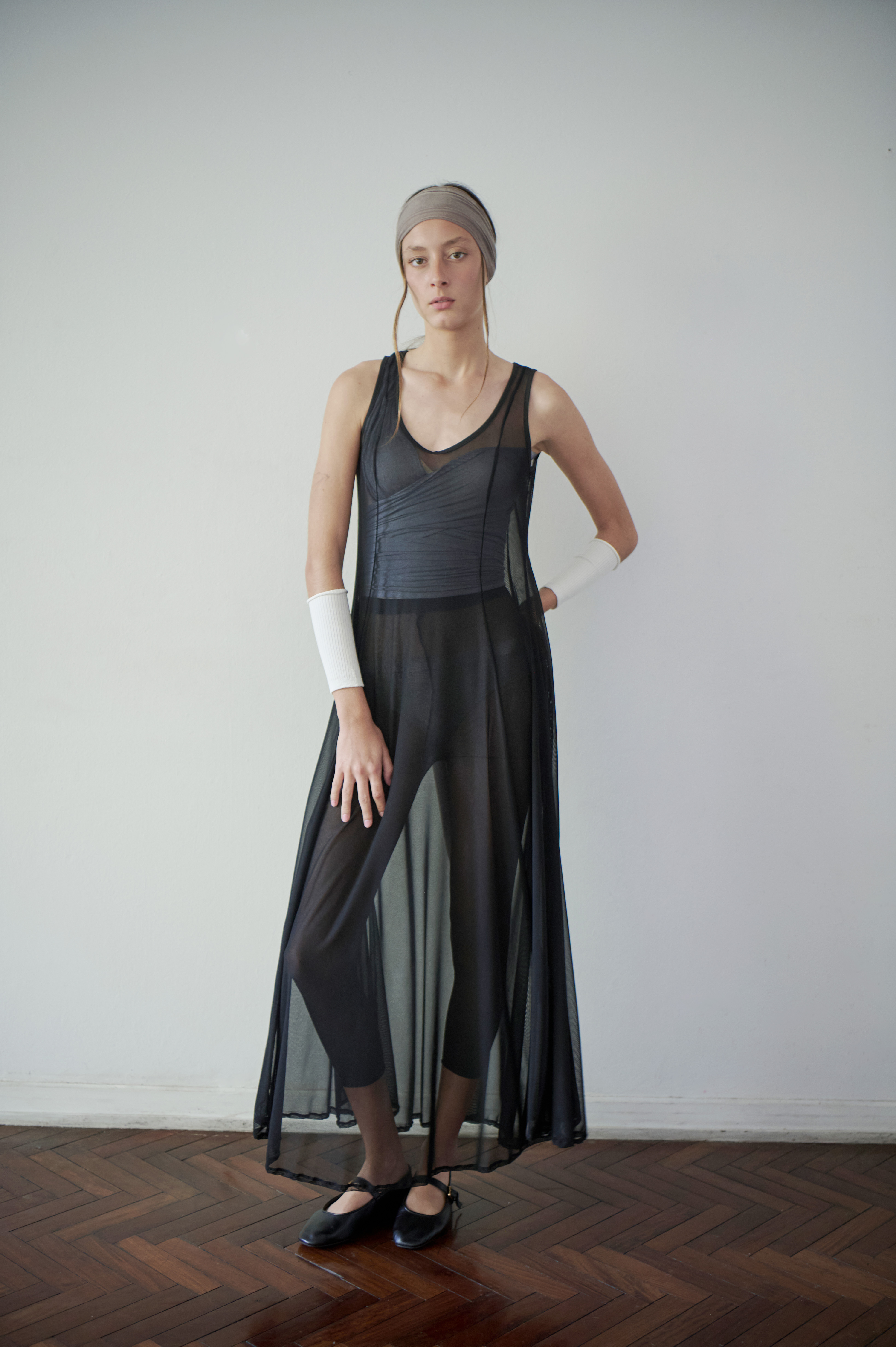Vestido evasé en microtul