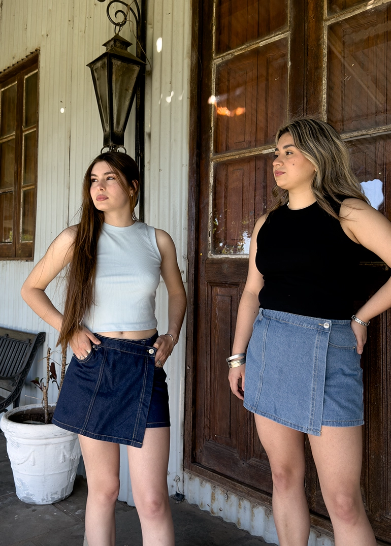 Short Pollera Capri