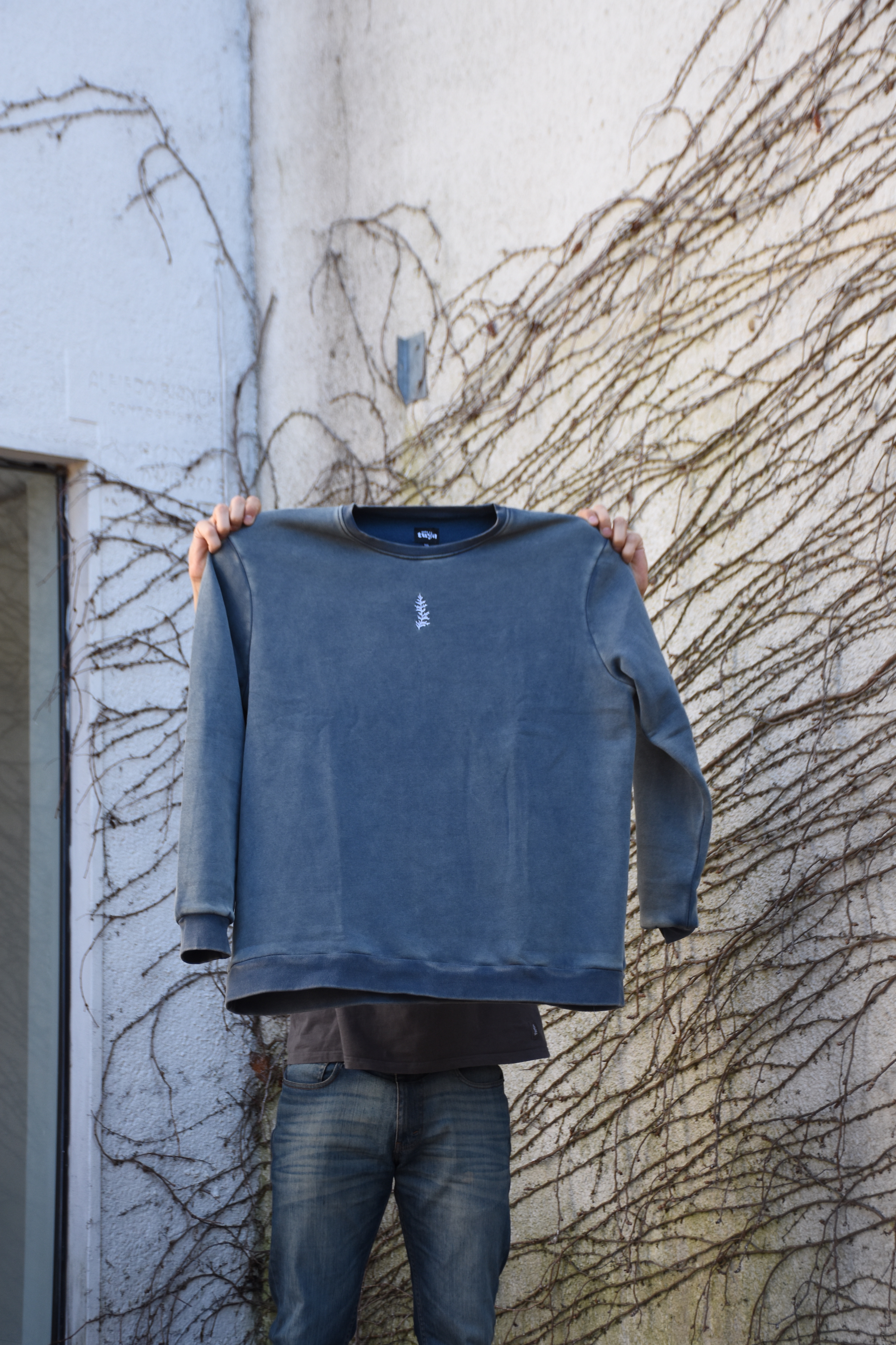 Buzo Navy Washed